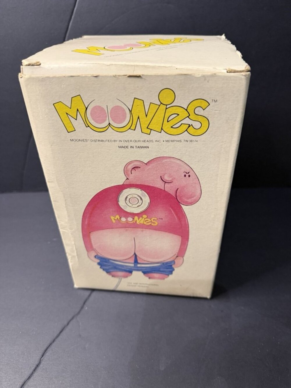 Vintage Original Moonies Car Window Novelty Prank Toy 1980s 8” Tall